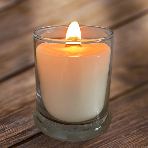 🇨🇦I Love Canada Candle🇨🇦 - Picture 3 of 5